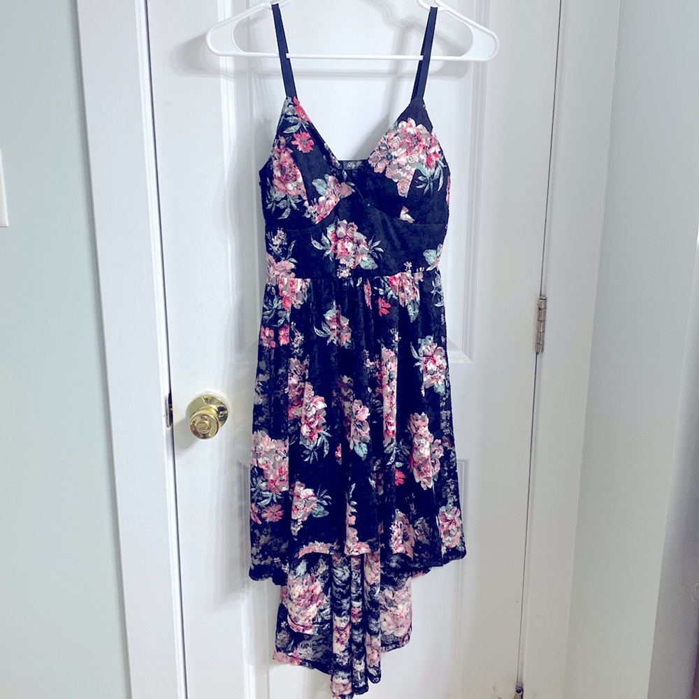 Lily rose black Lacey floral high low dress. Size XS